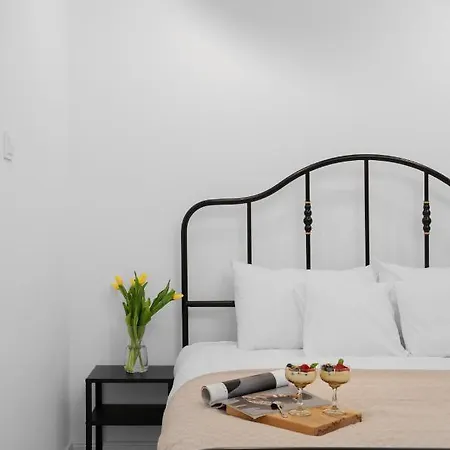 Oomph 2 Bedroom *
