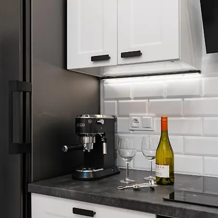 Oomph 2 Bedroom * Varsavia