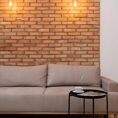 Oomph 2 Bedroom