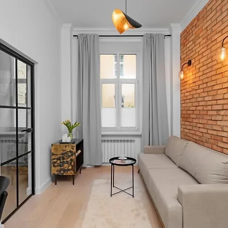 Oomph 2 Bedroom Апартаменты *